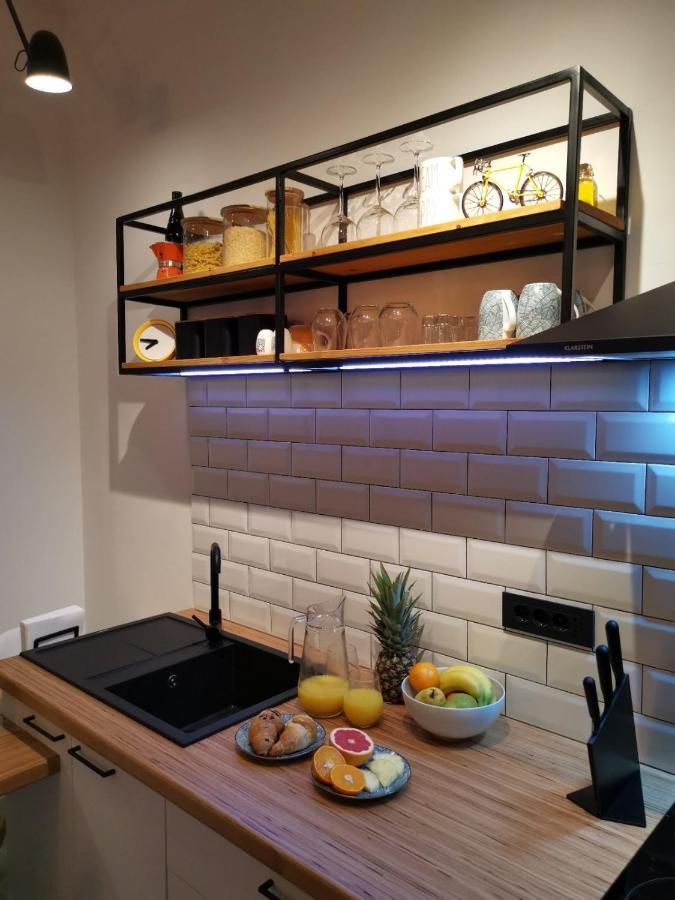 Novouredeni Apartman Marko Mundanije Екстер'єр фото