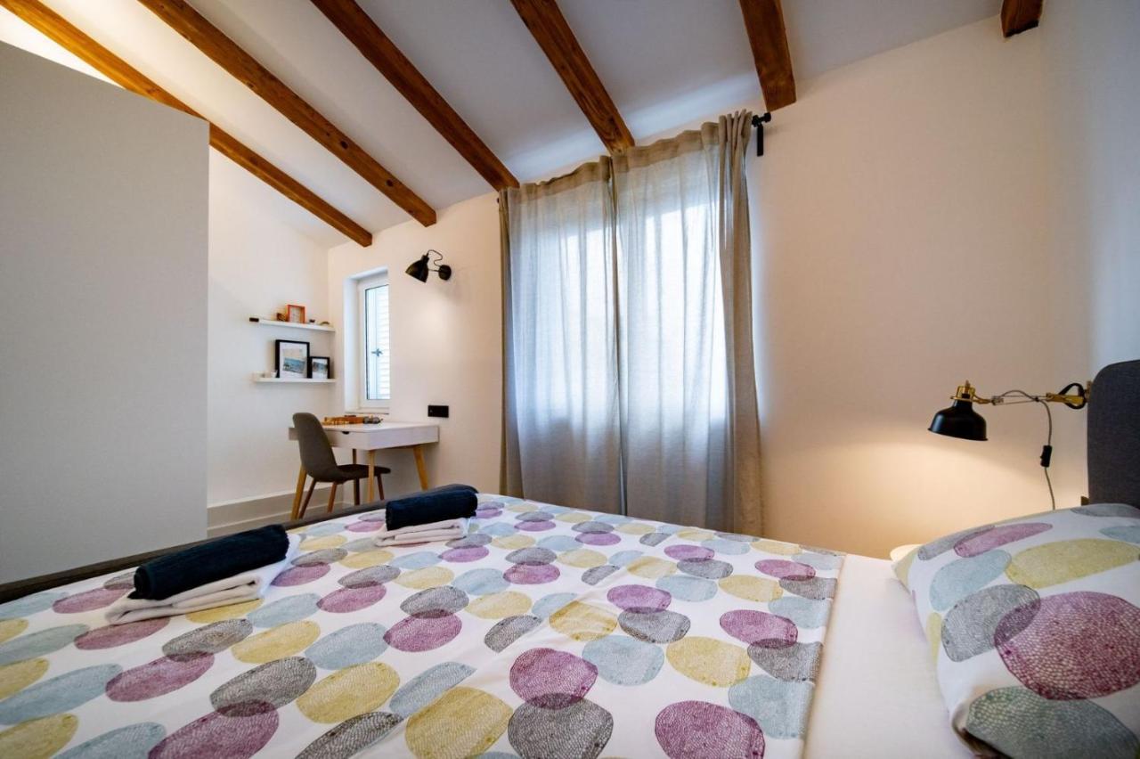 Novouredeni Apartman Marko Mundanije Екстер'єр фото