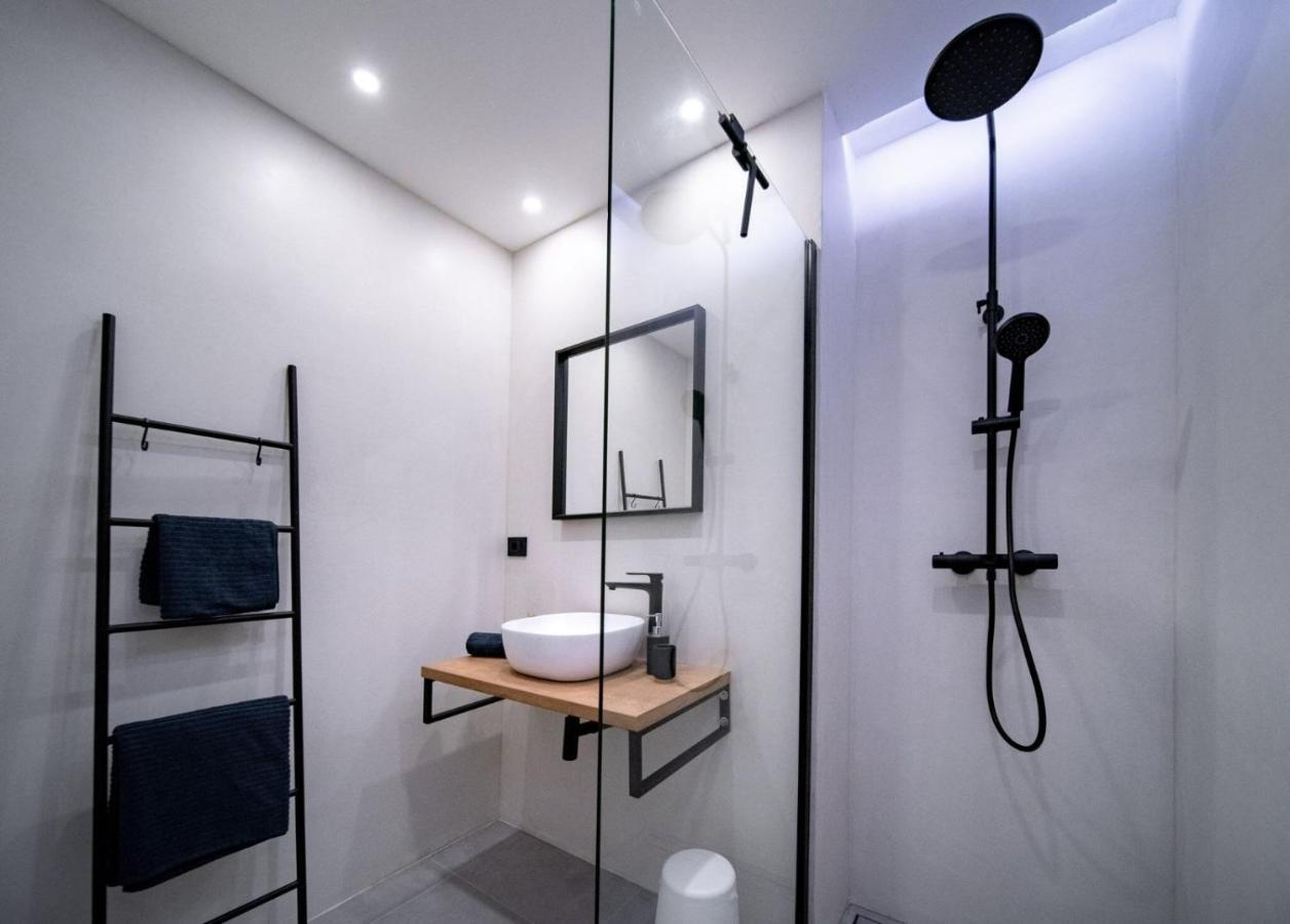 Novouredeni Apartman Marko Mundanije Екстер'єр фото